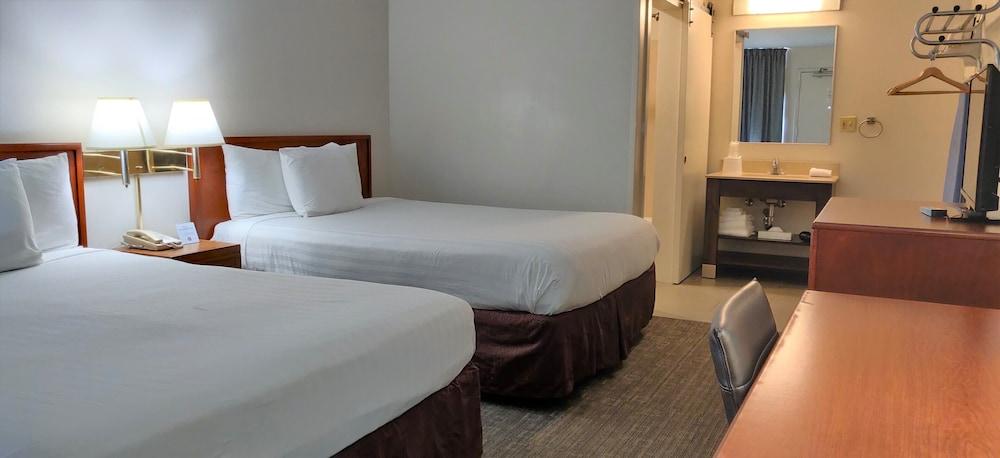 Good Nite Hotel